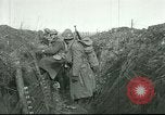 Immagine di Trincee Francia, 1918, secondo 33 filmato di repertorio 65675065333
