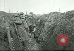 Immagine di Trincee Francia, 1918, secondo 42 filmato di repertorio 65675065333