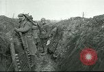Immagine di Trincee Francia, 1918, secondo 45 filmato di repertorio 65675065333