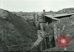 Immagine di Trincee Francia, 1918, secondo 51 filmato di repertorio 65675065333