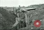 Immagine di Trincee Francia, 1918, secondo 62 filmato di repertorio 65675065333