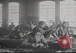 Image la fabrication d'armes United States USA, 1918, de la seconde 3 séquences d'archives historiques vidéo 65675065346