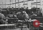 Image la fabrication d'armes United States USA, 1918, de la seconde 20 séquences d'archives historiques vidéo 65675065346