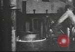 Standbild arme Herstellwerk United States USA, 1918, aus Sekunde 6 historischem Filmmaterial Videoclip 65675065347