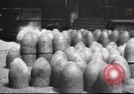 Standbild arme Herstellwerk United States USA, 1918, aus Sekunde 25 historischem Filmmaterial Videoclip 65675065347