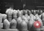 Standbild arme Herstellwerk United States USA, 1918, aus Sekunde 28 historischem Filmmaterial Videoclip 65675065347