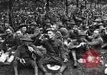 Image ELE GA soldats en ligne mess United States USA, 1917, de la seconde 25 séquences d'archives historiques vidéo 65675065358