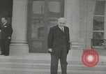 Immagine di Charles De Gaulle Parigi Francia, 1948, secondo 4 filmato di repertorio 65675065373