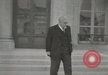 Immagine di Charles De Gaulle Parigi Francia, 1948, secondo 6 filmato di repertorio 65675065373