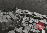 Standbild Versand von Lebensmitteln Athen Griechenland, 1948, aus Sekunde 4 historischem Filmmaterial Videoclip 65675065375