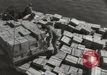 Standbild Versand von Lebensmitteln Athen Griechenland, 1948, aus Sekunde 5 historischem Filmmaterial Videoclip 65675065375