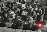 Standbild Versand von Lebensmitteln Athen Griechenland, 1948, aus Sekunde 35 historischem Filmmaterial Videoclip 65675065375