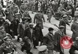 Immagine di Greco prigionieri ribelli Atene GRECIA, 1946, secondo 10 filmato di repertorio 65675065376