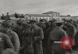 Immagine di Greco prigionieri ribelli Atene GRECIA, 1946, secondo 38 filmato di repertorio 65675065376
