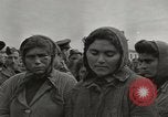 Immagine di Greco prigionieri ribelli Atene GRECIA, 1946, secondo 43 filmato di repertorio 65675065376