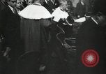 Standbild Marschall Petain Paris Frankreich, 1945, aus Sekunde 45 historischem Filmmaterial Videoclip 65675065380