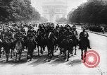 Standbild Adolf Hitler Frankreich, 1940, aus Sekunde 10 historischem Filmmaterial Videoclip 65675065382