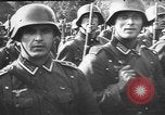 Standbild Adolf Hitler Frankreich, 1940, aus Sekunde 19 historischem Filmmaterial Videoclip 65675065382
