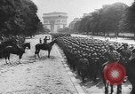 Standbild Adolf Hitler Frankreich, 1940, aus Sekunde 23 historischem Filmmaterial Videoclip 65675065382