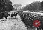 Standbild Adolf Hitler Frankreich, 1940, aus Sekunde 24 historischem Filmmaterial Videoclip 65675065382
