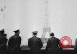 Standbild Adolf Hitler Frankreich, 1940, aus Sekunde 35 historischem Filmmaterial Videoclip 65675065382