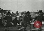 Immagine di Invasione Pontaubault Francia, 1944, secondo 35 filmato di repertorio 65675065386