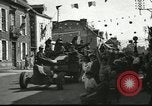 Immagine di Invasione Pontaubault Francia, 1944, secondo 48 filmato di repertorio 65675065386