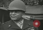 Image Benjamin O Davis Rennes France, 1944, de la seconde 6 séquences d'archives historiques vidéo 65675065387
