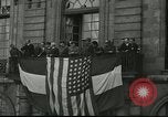 Immagine di Fanteria e serbatoi Mayenne Francia, 1944, secondo 4 filmato di repertorio 65675065388