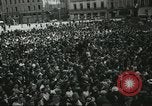 Immagine di Fanteria e serbatoi Mayenne Francia, 1944, secondo 12 filmato di repertorio 65675065388