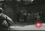 Immagine di Fanteria e serbatoi Mayenne Francia, 1944, secondo 24 filmato di repertorio 65675065388