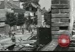 Immagine di Fanteria e serbatoi Mayenne Francia, 1944, secondo 49 filmato di repertorio 65675065388
