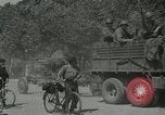 Immagine di Serbatoi e la fanteria Francia, 1944, secondo 38 filmato di repertorio 65675065389