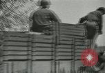 Immagine di Serbatoi e la fanteria Francia, 1944, secondo 56 filmato di repertorio 65675065389