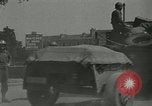 Immagine di Serbatoi e la fanteria Francia, 1944, secondo 58 filmato di repertorio 65675065389