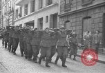 Immagine di Prigionieri tedeschi Francia, 1944, secondo 26 filmato di repertorio 65675065392