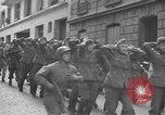 Immagine di Prigionieri tedeschi Francia, 1944, secondo 29 filmato di repertorio 65675065392