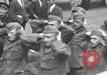 Immagine di Prigionieri tedeschi Francia, 1944, secondo 40 filmato di repertorio 65675065392