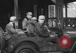 Immagine di Conferenza di Generali Myitkyina Birmania, 1945, secondo 57 filmato di repertorio 65675065395