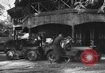 Standbild Allgemeine Inspektion Namkhan Tal Birma, 1945, aus Sekunde 36 historischem Filmmaterial Videoclip 65675065396