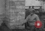 Standbild Deutsche spy ausgeführt durch US-Erschießungskommando Toul Frankreich, 1944, aus Sekunde 3 historischem Filmmaterial Videoclip 65675065399
