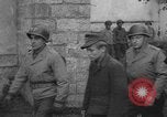 Standbild Deutsche spy ausgeführt durch US-Erschießungskommando Toul Frankreich, 1944, aus Sekunde 4 historischem Filmmaterial Videoclip 65675065399
