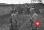 Standbild Deutsche spy ausgeführt durch US-Erschießungskommando Toul Frankreich, 1944, aus Sekunde 23 historischem Filmmaterial Videoclip 65675065399
