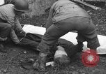 Standbild Deutsche spy ausgeführt durch US-Erschießungskommando Toul Frankreich, 1944, aus Sekunde 46 historischem Filmmaterial Videoclip 65675065399