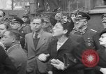 Immagine di Versione di prova di traditori francese Francia, 1945, secondo 44 filmato di repertorio 65675065401