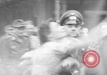Immagine di Versione di prova di traditori francese Francia, 1945, secondo 59 filmato di repertorio 65675065401