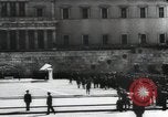 Image Gardes militaires grec Evzone Athènes Grèce, 1941, de la seconde 12 séquences d'archives historiques vidéo 65675065408