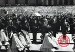 Image Gardes militaires grec Evzone Athènes Grèce, 1941, de la seconde 39 séquences d'archives historiques vidéo 65675065408