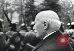 Standbild Marschall Petain Frankreich, 1940, aus Sekunde 52 historischem Filmmaterial Videoclip 65675065411