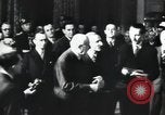 Standbild Marschall Petain interviewt Frankreich, 1940, aus Sekunde 10 historischem Filmmaterial Videoclip 65675065412